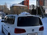 Volkswagen Touran 2014 годаүшін3 800 000 тг. в Астана – фото 4