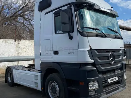 Mercedes-Benz  Actros 2013 года за 23 000 000 тг. в Уральск – фото 2
