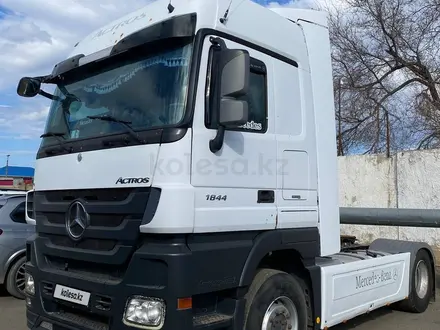 Mercedes-Benz  Actros 2013 года за 23 000 000 тг. в Уральск – фото 3