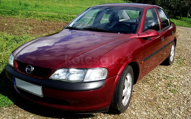 Стекло фары фонари OPEL VECTRA B за 7 500 тг. в Актобе