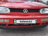 Volkswagen Golf 1995 года за 2 300 000 тг. в Алматы – фото 5