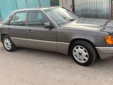 Mercedes-Benz E 200 1990 годаfor1 200 000 тг. в Астана – фото 3