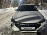 Hyundai Elantra 2019 года за 6 200 000 тг. в Караганда – фото 4