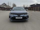Toyota Corolla 2021 года за 9 800 000 тг. в Актобе – фото 2