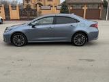Toyota Corolla 2021 года за 9 800 000 тг. в Актобе – фото 3