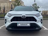 Toyota RAV4 2021 годаүшін15 500 000 тг. в Караганда – фото 5