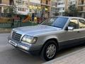 Mercedes-Benz E 220 1993 годаfor2 100 000 тг. в Астана – фото 12