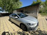 Hyundai Elantra 2018 года за 7 900 000 тг. в Актобе – фото 4