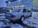 Mercedes-Benz E 280 1995 годаfor3 000 000 тг. в Алматы