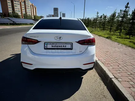 Hyundai Accent 2018 года за 6 700 000 тг. в Астана – фото 7