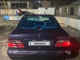 Mercedes-Benz E 320 1998 годаfor2 550 000 тг. в Алматы – фото 2