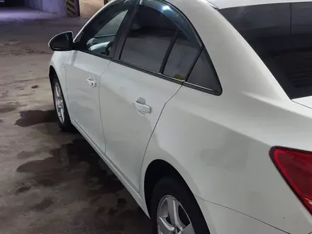 Chevrolet Cruze 2013 года за 4 000 000 тг. в Астана – фото 3