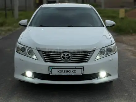 Toyota Camry 2014 года за 8 000 000 тг. в Шымкент