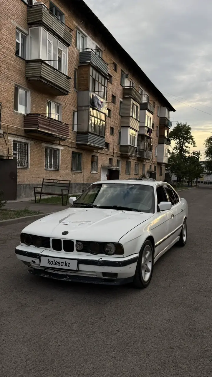 BMW 5 Series, 1990