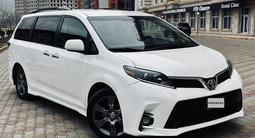 Toyota Sienna 2015 года за 11 300 000 тг. в Актау – фото 3