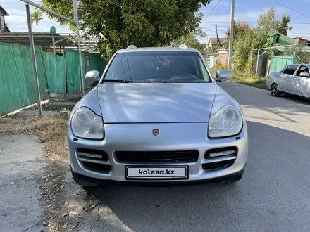 Porsche Cayenne 2004 года за 3 000 000 тг. в Алматы