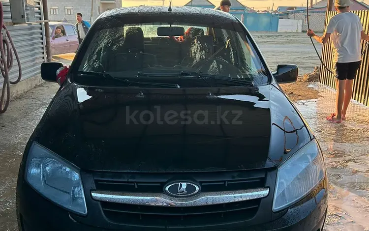 ВАЗ (Lada) Granta 2190 2015 годаүшін2 600 000 тг. в Актобе