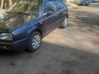 Volkswagen Golf 1994 годаүшін1 900 000 тг. в Тараз