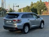Toyota Highlander 2014 года за 13 800 000 тг. в Актобе – фото 4