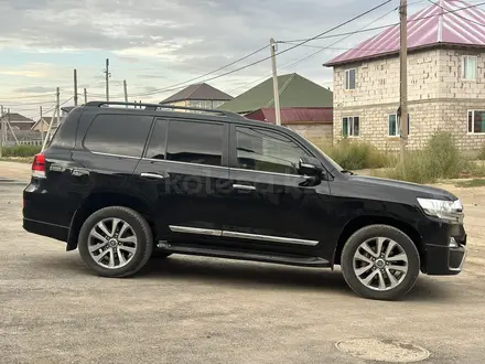 Toyota Land Cruiser 2017 года за 32 000 000 тг. в Караганда – фото 4