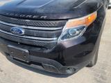 Бампер передний с камерой на Ford Explorer 5 поколения оригинал решетка за 300 000 тг. в Алматы – фото 3