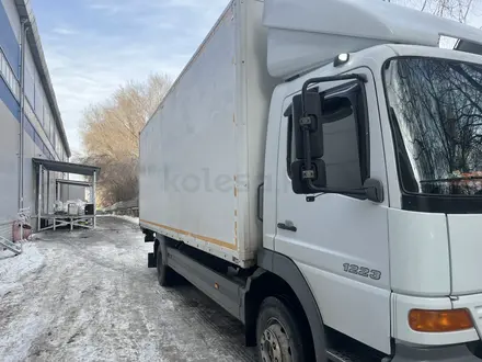 Mercedes-Benz  Atego 2001 года за 17 500 000 тг. в Алматы – фото 3