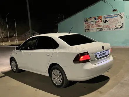 Volkswagen Polo 2014 года за 4 200 000 тг. в Атырау – фото 3