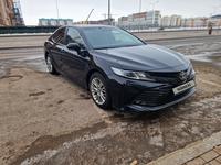 Toyota Camry 2019 года за 14 200 000 тг. в Астана