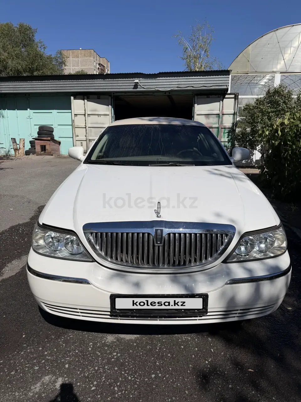 Lincoln Town Car, 2005