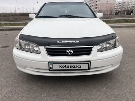 Toyota Camry 2000 года за 3 200 000 тг. в Алматы