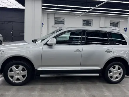 Volkswagen Touareg 2007 года за 7 500 000 тг. в Астана – фото 5