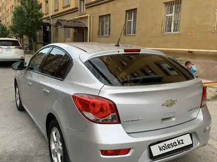 Chevrolet Cruze 2012 года за 2 900 000 тг. в Актау – фото 5