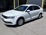 Volkswagen Jetta 2017 года за 6 750 000 тг. в Актобе – фото 3