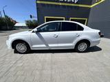 Volkswagen Jetta 2017 года за 6 750 000 тг. в Актобе – фото 4