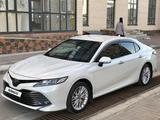 Toyota Camry 2018 года за 12 550 000 тг. в Уральск