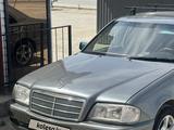 Mercedes-Benz C 280 1996 года за 1 950 000 тг. в Актау