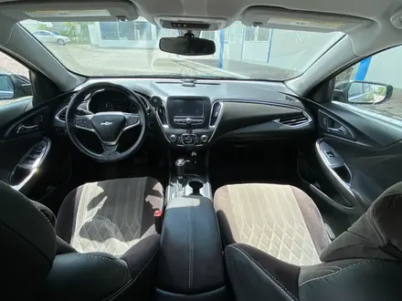 Chevrolet Malibu 2018 года за 6 300 000 тг. в Астана – фото 9