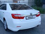 Toyota Camry 2013 года за 12 000 000 тг. в Атырау – фото 4