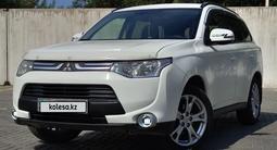 Mitsubishi Outlander 2012 года за 8 000 000 тг. в Семей – фото 2