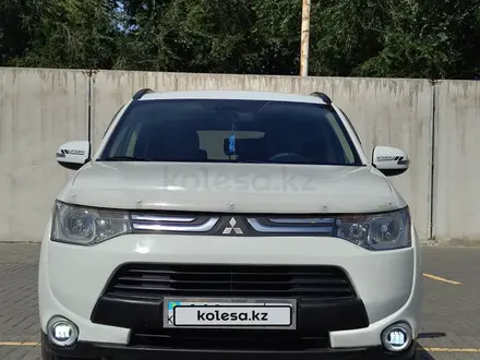 Mitsubishi Outlander 2012 года за 8 000 000 тг. в Семей – фото 3