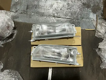Фара Mitsubishi Lancer Дутый за 12 000 тг. в Алматы