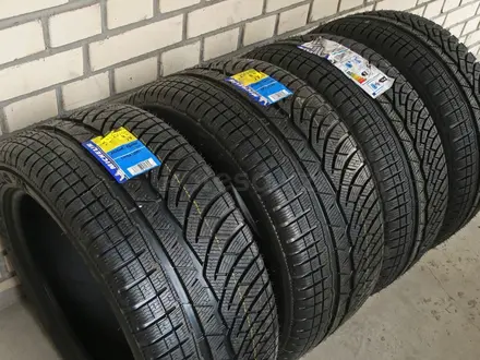 Зимние новые шины Michelin за 705 000 тг. в Алматы