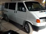 Volkswagen Caravelle 1994 года за 2 800 000 тг. в Астана – фото 2