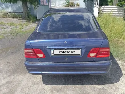 Mercedes-Benz E 200 1997 года за 2 400 000 тг. в Караганда – фото 4