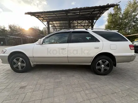 Toyota Mark II Qualis 1997 года за 2 800 000 тг. в Алматы – фото 5