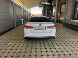 Kia Optima 2016 года за 7 000 000 тг. в Семей – фото 3