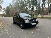 Mercedes-Benz ML 320 1999 годаfor4 000 000 тг. в Алматы