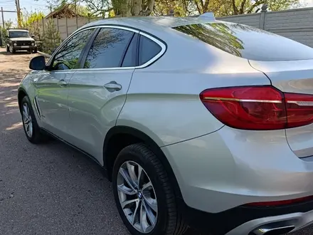 BMW X6 2018 года за 17 500 000 тг. в Алматы – фото 5