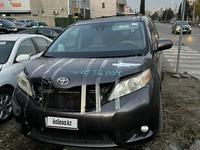 Toyota Sienna 2012 года за 5 500 000 тг. в Атырау