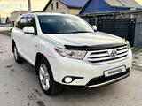 Toyota Highlander 2013 года за 12 000 000 тг. в Караганда